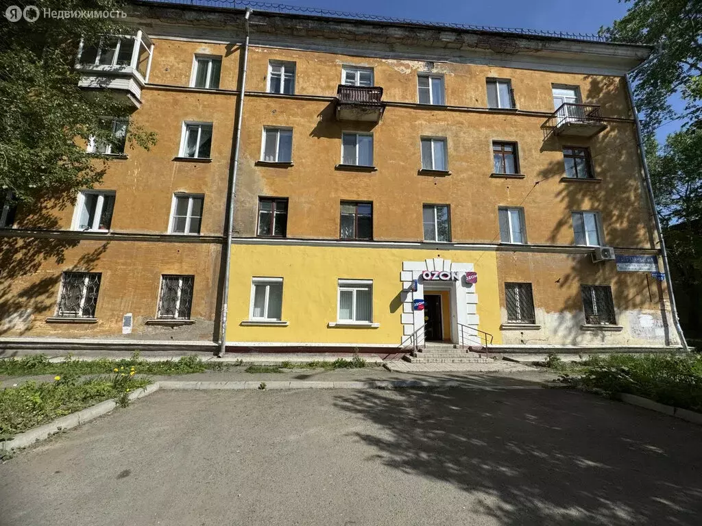 3-комнатная квартира: Нижний Тагил, улица Карла Маркса, 99 (77 м) - Фото 0