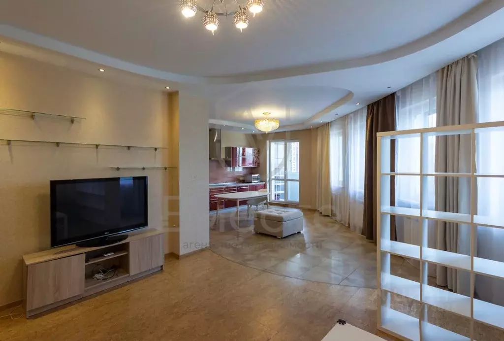 3-к кв. Новосибирская область, Новосибирск ул. Кирова, 44/2 (131.0 м) - Фото 0