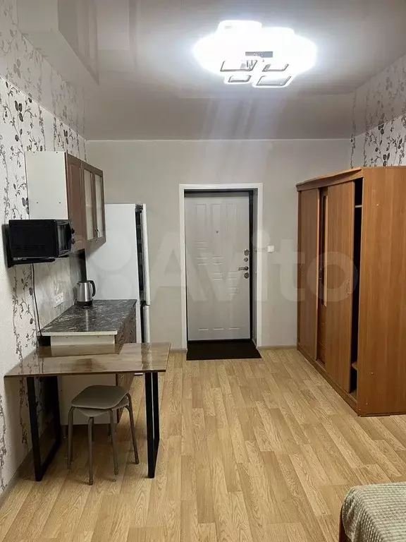 Комната 18 м в 5-к., 3/5 эт. - Фото 1