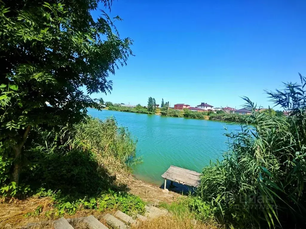 Дом в Крым, Бахчисарайский район, с. Угловое ул. Ленина, 91 (160 м) - Фото 1