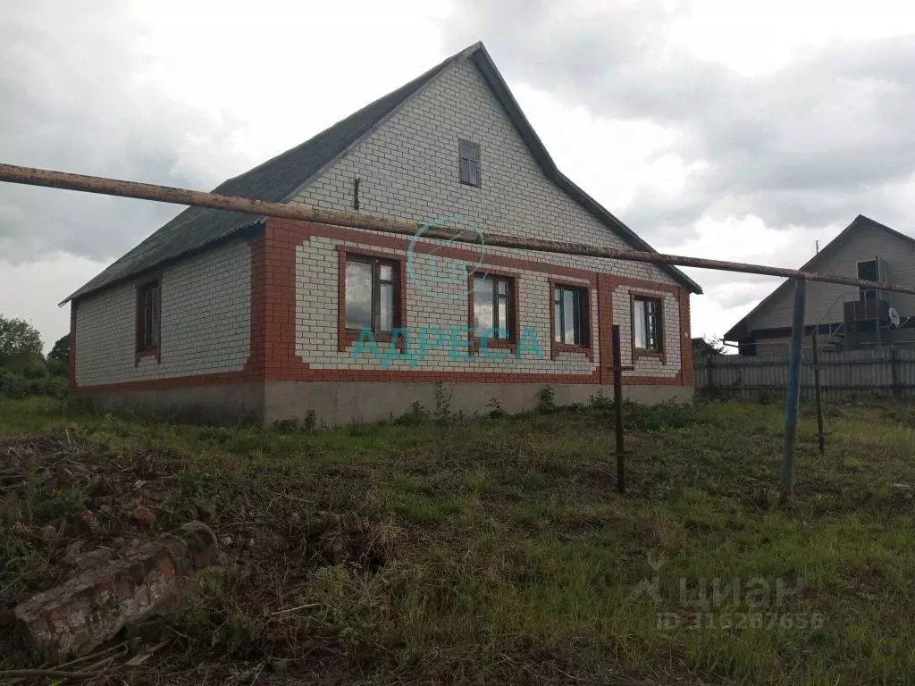 Дом в Белгородская область, Чернянский район, Русскохаланское с/пос, ... - Фото 1