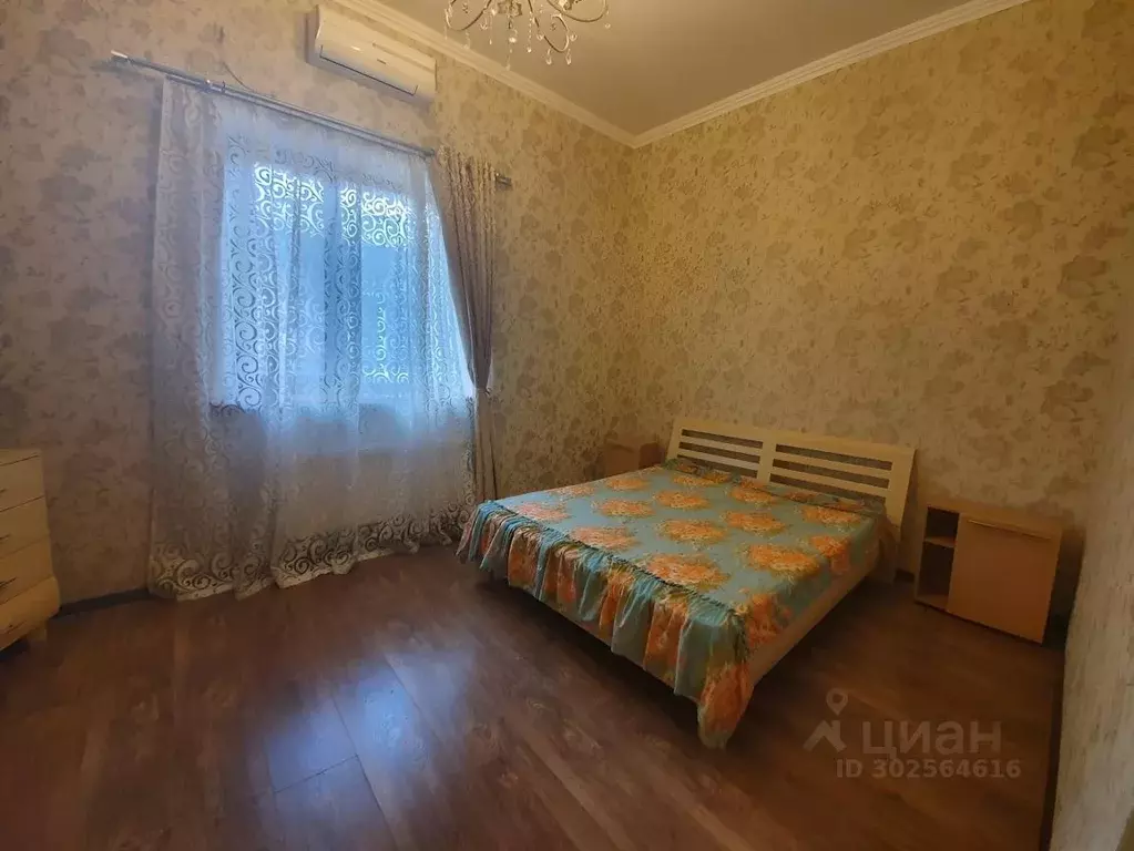 Дом в Крым, Евпатория ул. Революции, 5 (54 м) - Фото 1
