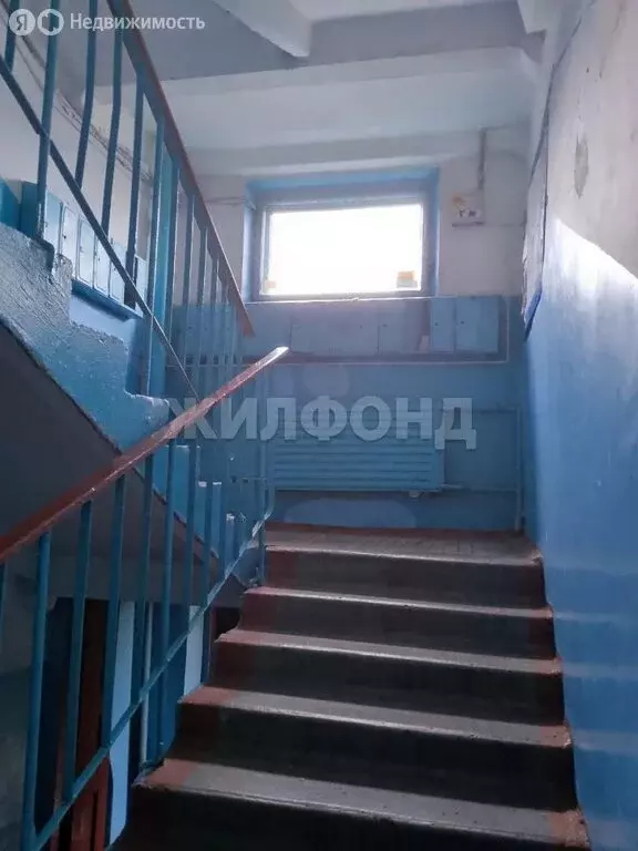 1-комнатная квартира: Абакан, улица Тельмана, 96 (30 м) - Фото 0