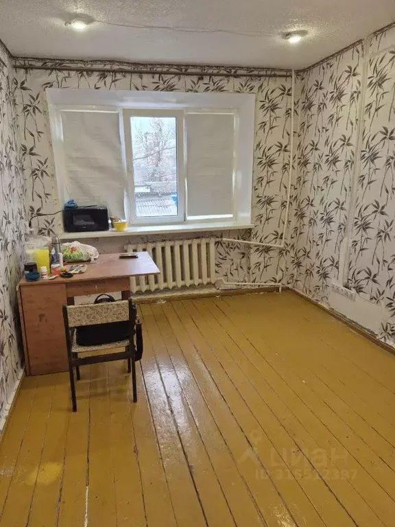 1-к кв. Саратовская область, Петровск ул. Братьев Костериных, 78 (29.0 ... - Фото 0