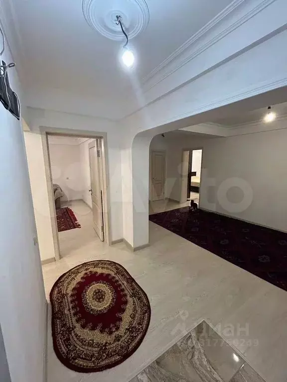 2-к кв. Дагестан, Каспийск просп. М. Омарова (92.0 м) - Фото 0