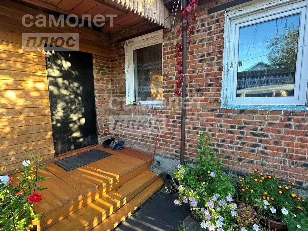 Дом в Омская область, Кормиловка рп ул. 30 лет Победы, 3 (67 м) - Фото 0