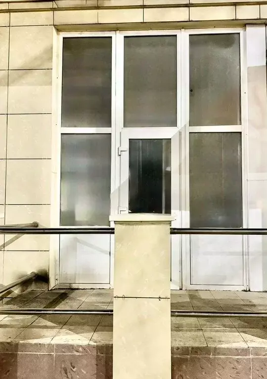 Помещение свободного назначения в Воронежская область, Воронеж ул. ... - Фото 0