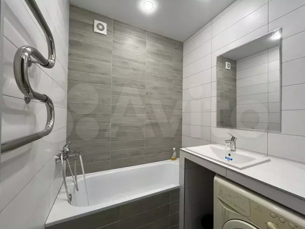 2-к. квартира, 60 м, 6/9 эт. - Фото 1