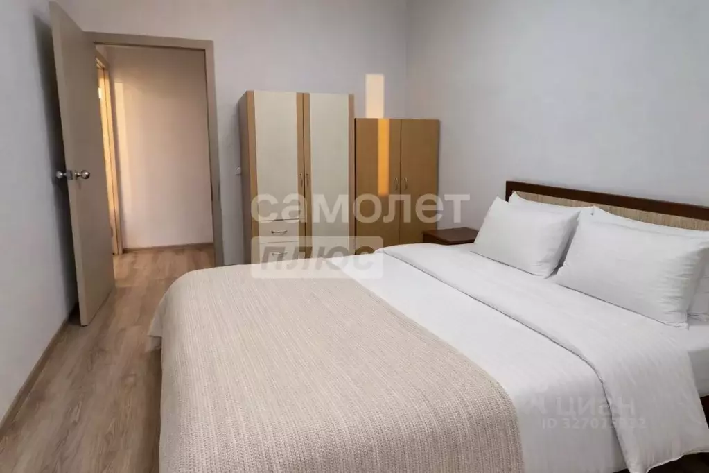 2-к кв. Свердловская область, Екатеринбург Уктус жилрайон, Светлый ... - Фото 1