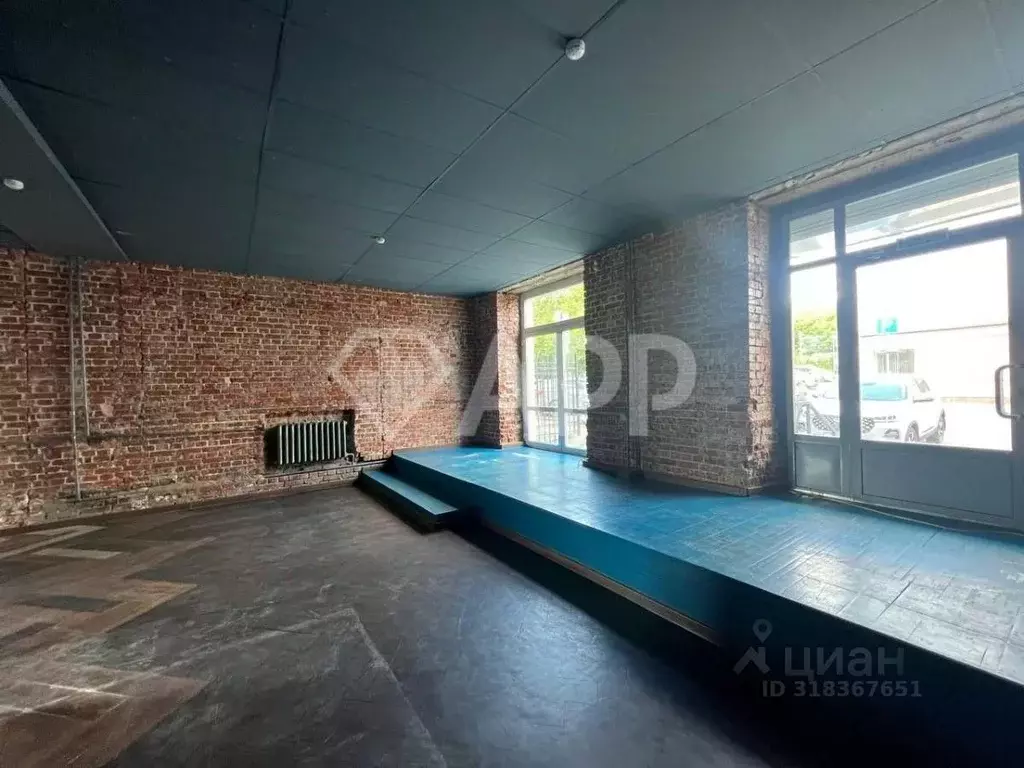 Помещение свободного назначения в Удмуртия, Ижевск Красная ул., 133 ... - Фото 1