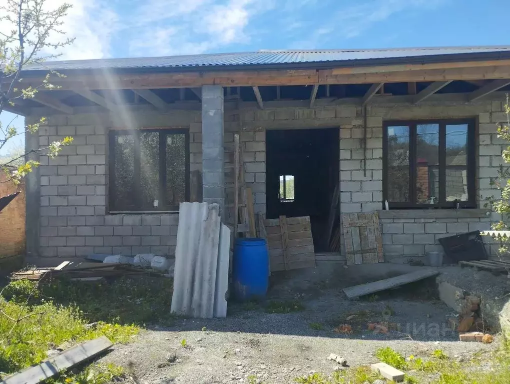 Дом в Северная Осетия, Владикавказ Южный СНО, 194 (150 м) - Фото 1