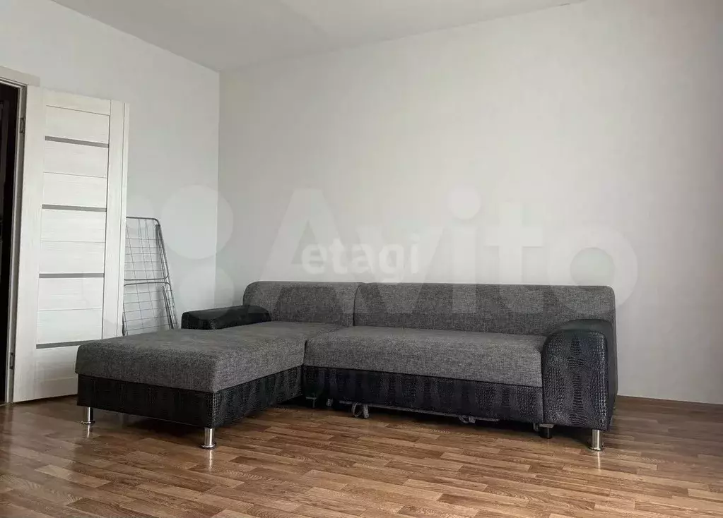 1-к. квартира, 40 м, 8/9 эт. - Фото 0