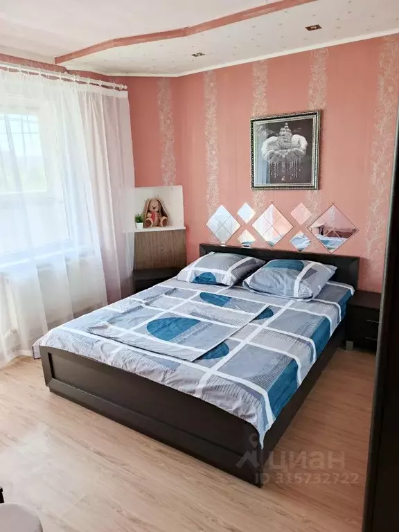 4-к кв. Севастополь просп. Октябрьской Революции, 22/13 (90.0 м) - Фото 0