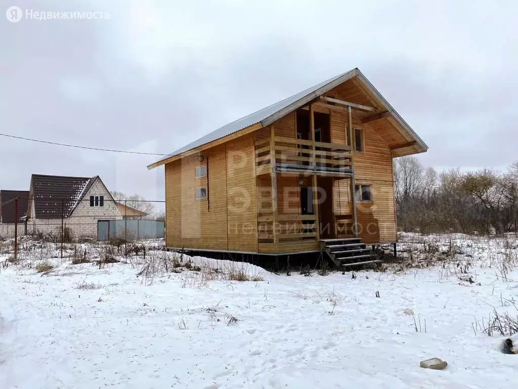 Дом в Тёпло-Огарёвский район, рабочий посёлок Тёплое, Школьная улица, .,  Купить дом Теплое, Тепло-Огаревский район, ID объекта - 50011436245