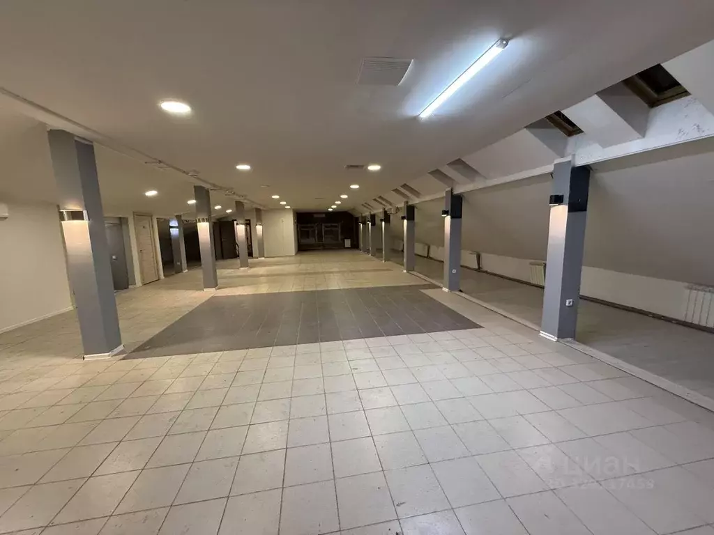 Помещение свободного назначения в Москва Кирпичная ул., 3 (215 м) - Фото 1