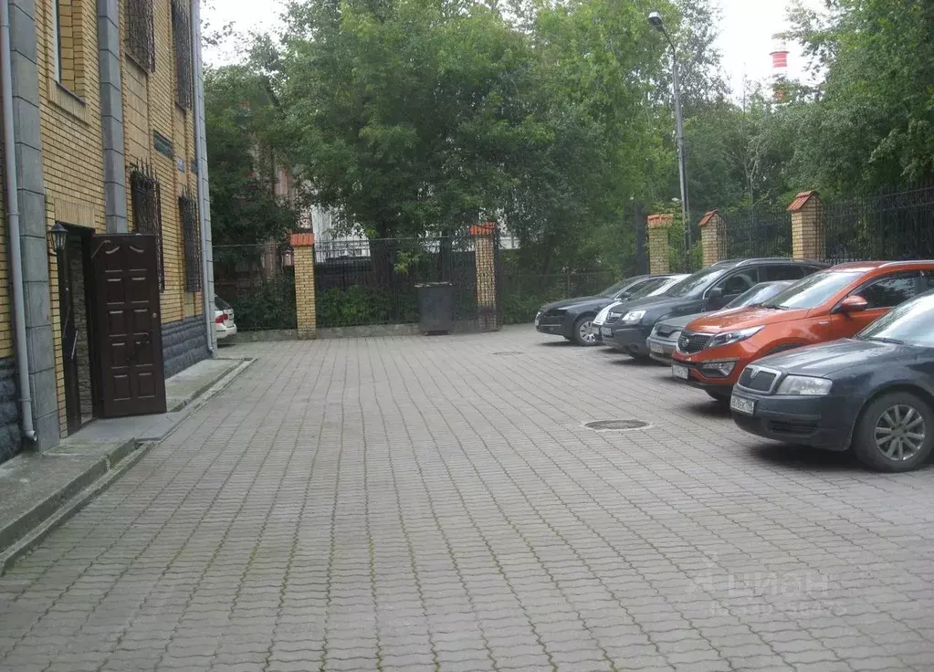 Офис в Свердловская область, Екатеринбург ул. Малышева, 133 (85 м) - Фото 2