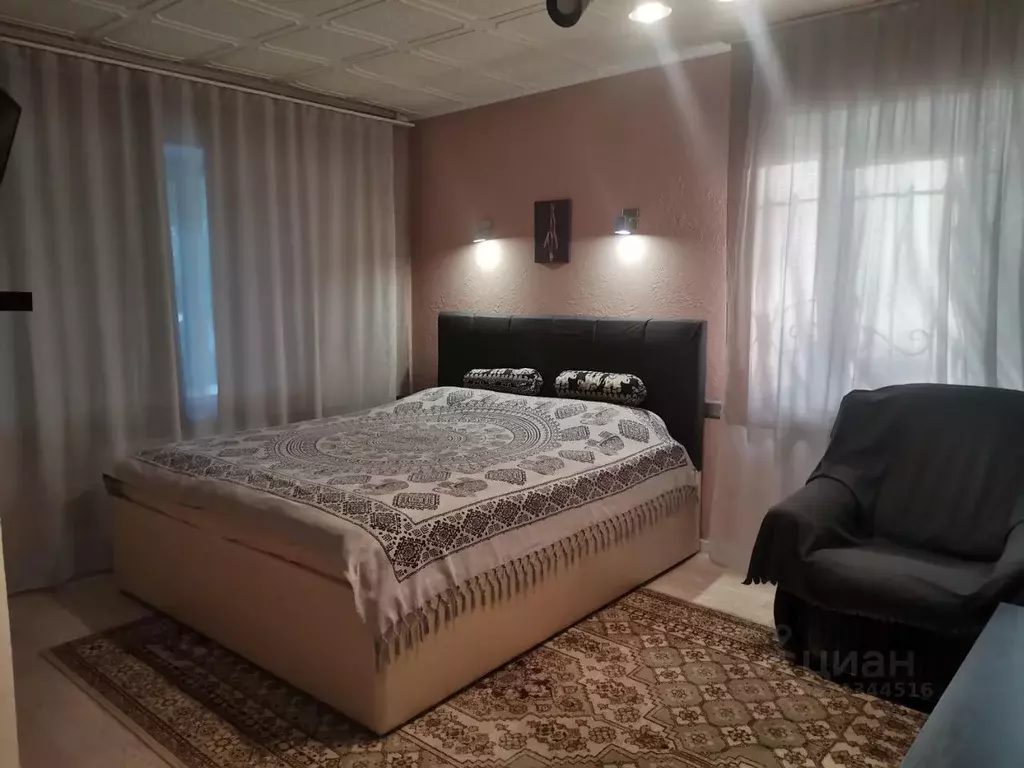 1-к кв. Омская область, Омск ул. Косарева, 34 (30.0 м) - Фото 0