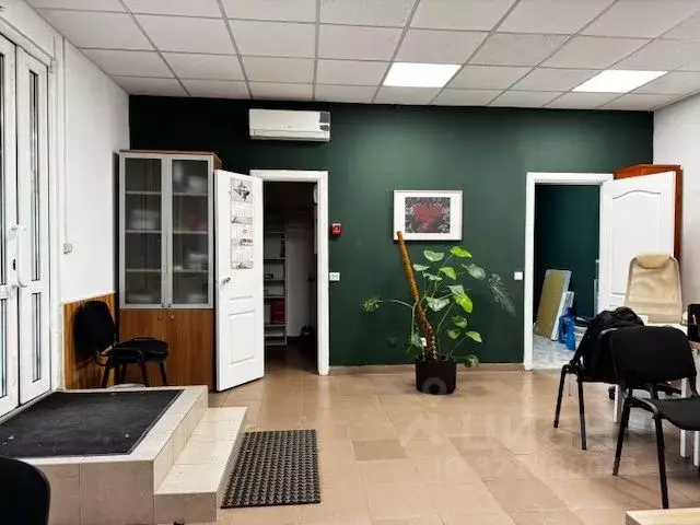 Торговая площадь в Свердловская область, Екатеринбург пер. Невьянский, ... - Фото 1