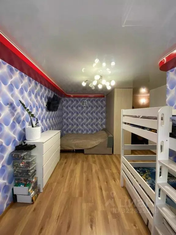 1-к кв. Свердловская область, Екатеринбург ул. Большакова, 3 (29.3 м) - Фото 2