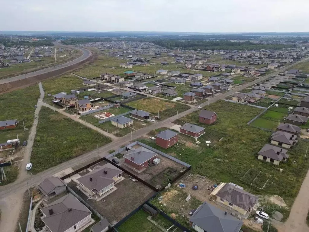 Участок в Татарстан, Лаишевский район, с. Сокуры ул. Еловая (10.0 ... - Фото 1
