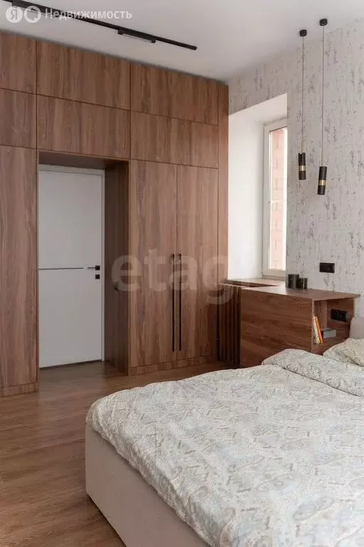 1-комнатная квартира: Иркутск, Сибирская улица, 21/1 (55.2 м) - Фото 0