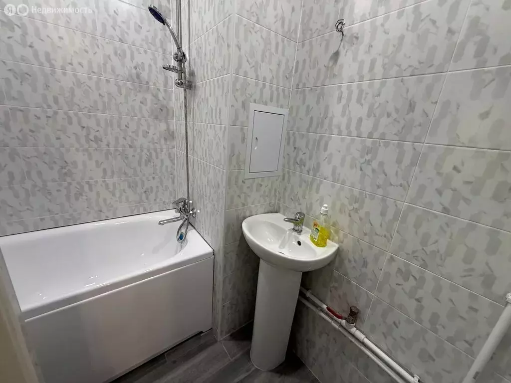 2-комнатная квартира: Санкт-Петербург, Косая линия, 24/25 (60 м) - Фото 1