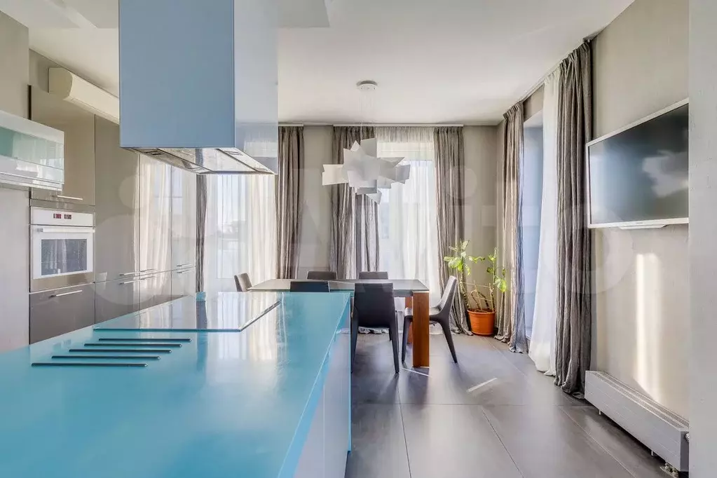 5-к. квартира, 210 м, 6/7 эт. - Фото 1