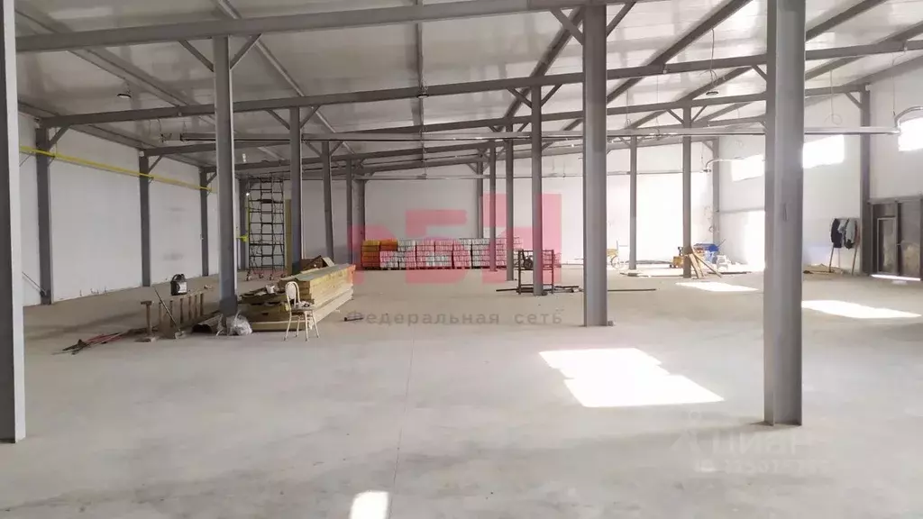 Склад в Курганская область, Курган Омская ул., 145 (1000 м) - Фото 1