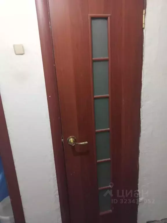 2-к кв. Ленинградская область, Луга ул. Красной Артиллерии, 7/18 (35.6 ... - Фото 2