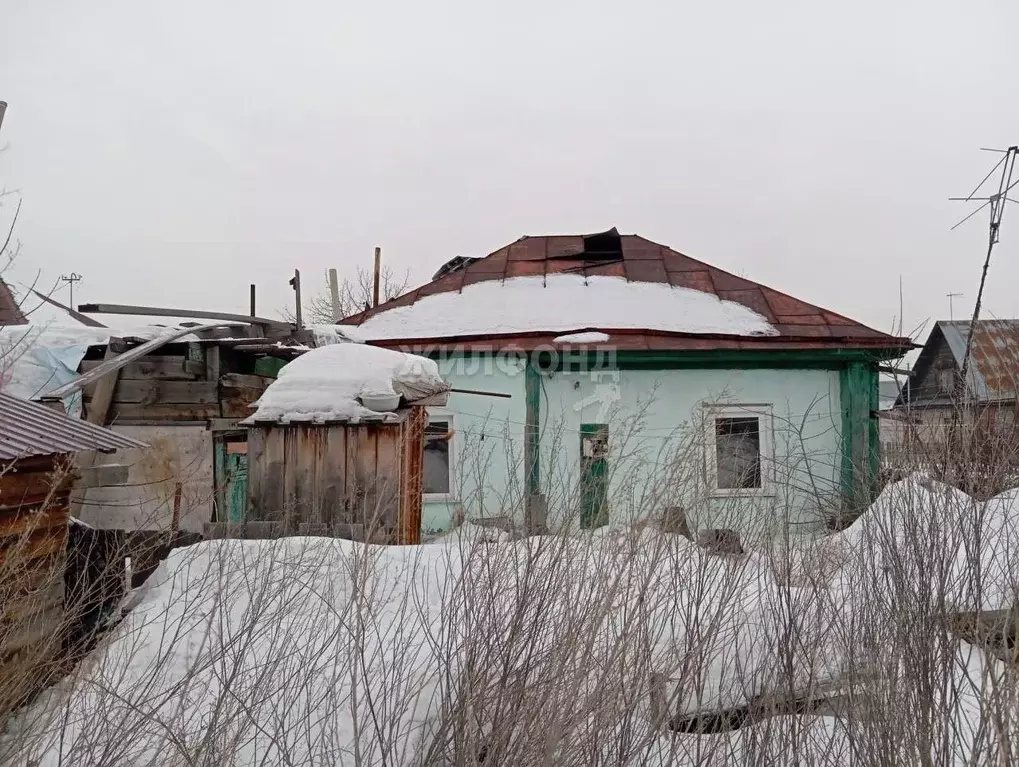 Дом в Алтайский край, Барнаул ул. Матросова (67 м) - Фото 1