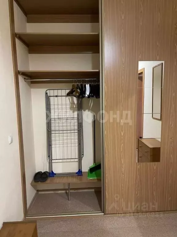 1-к кв. Новосибирская область, Новосибирск ул. Кирова, 46 (50.0 м) - Фото 0