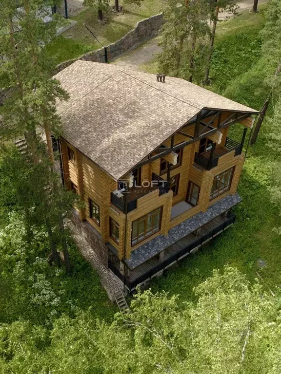 Дом в Красноярский край, Дивногорск ул. Залив Шумиха, 7/7 (208 м) - Фото 1