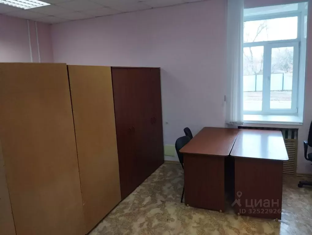 Помещение свободного назначения в Пензенская область, Каменка ул. ... - Фото 1