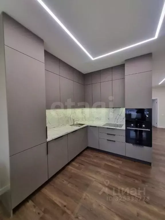 2-к кв. Тюменская область, Тюмень ул. Евгения Войнова, 7 (83.0 м) - Фото 2