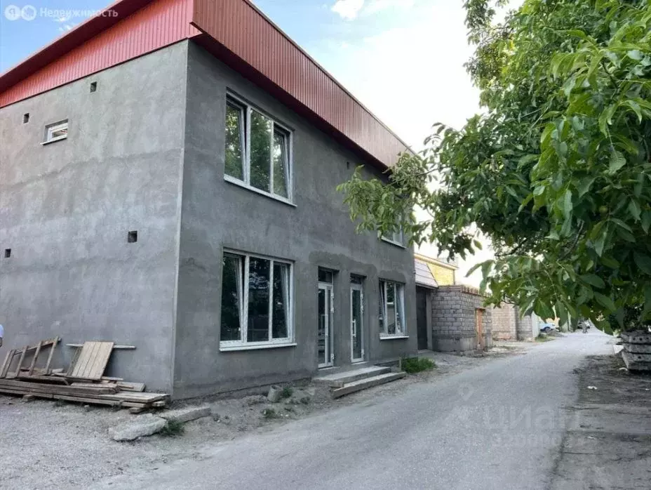 Помещение свободного назначения в Кабардино-Балкария, Баксан ул. ... - Фото 0