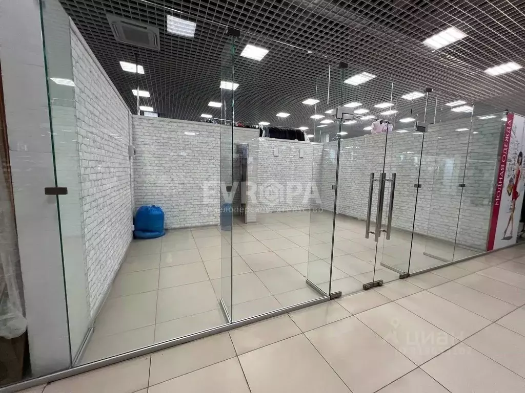 Торговая площадь в Ульяновская область, Ульяновск просп. Ленинского ... - Фото 0