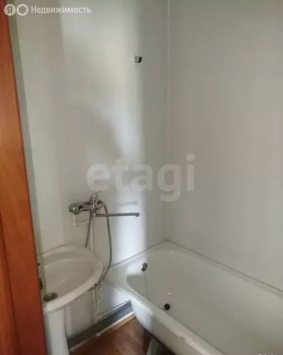 Дом в Тюменская область, Вагайский муниципальный округ, деревня ... - Фото 2