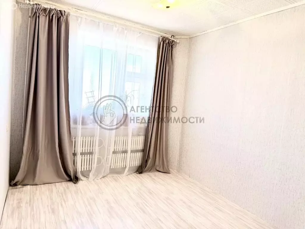 3-комнатная квартира: Казань, улица Академика Сахарова, 19 (67.4 м) - Фото 1