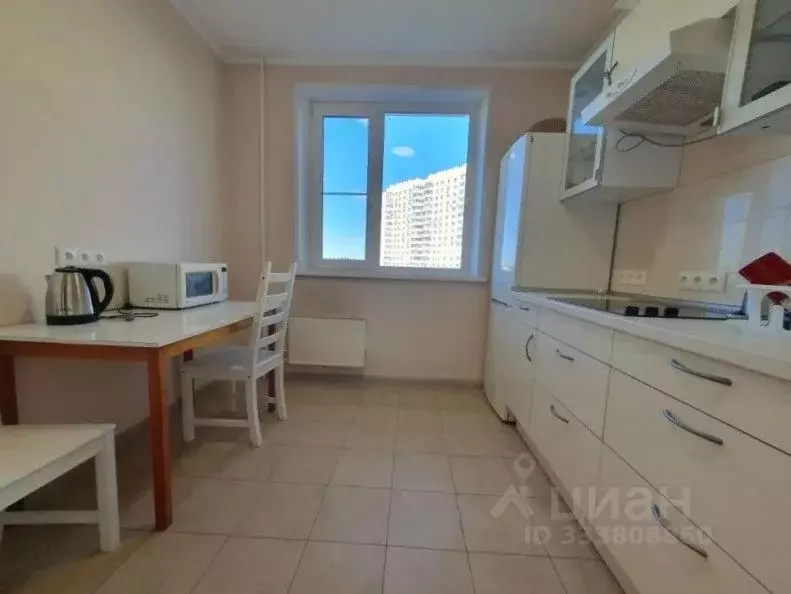 2-к кв. Москва ул. Барышиха, 42 (56.0 м) - Фото 1