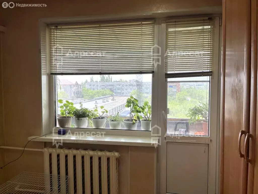 3-комнатная квартира: Волгоград, улица Кирова, 123 (60.7 м) - Фото 1