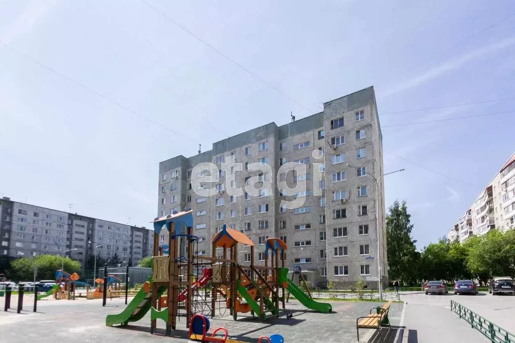 3-к кв. Тюменская область, Тюмень ул. Пермякова, 56А (63.5 м) - Фото 1