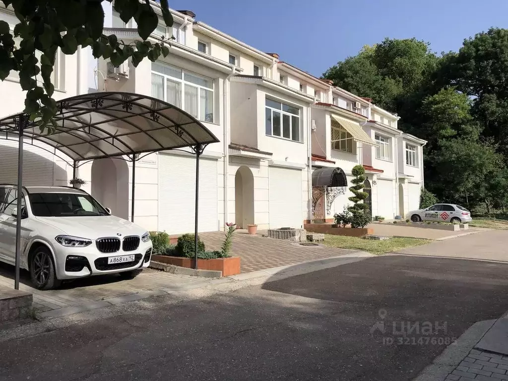 Таунхаус в Севастополь ул. Лазаревская (216 м) - Фото 1