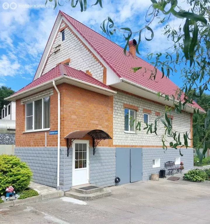 Дом в Находка, Лучистая улица 1-й квартал, 10 (209 м) - Фото 1