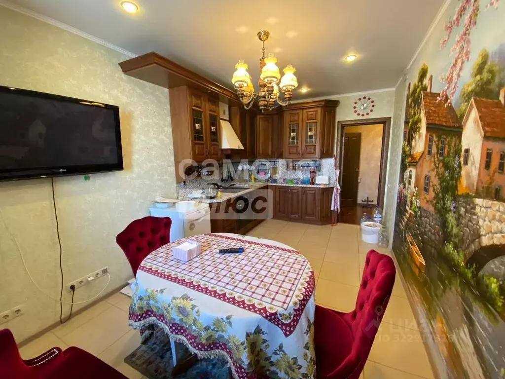 3-к кв. Московская область, Наро-Фоминск ул. Войкова, 5 (97.0 м) - Фото 2