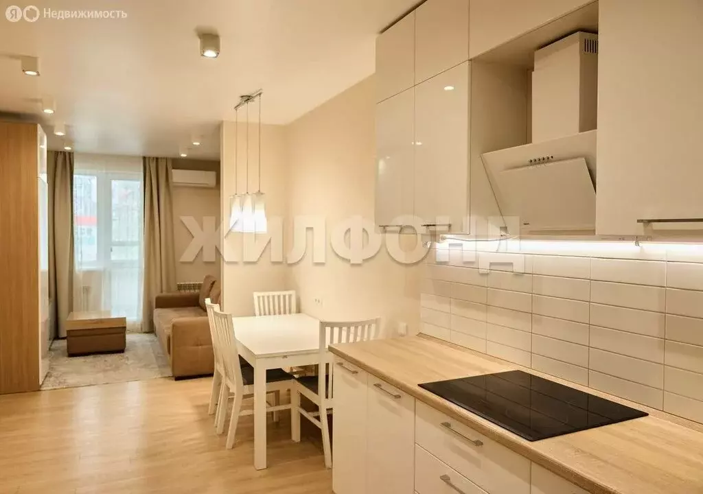 3-комнатная квартира: Новосибирск, улица Лескова, 27 (74.8 м) - Фото 0