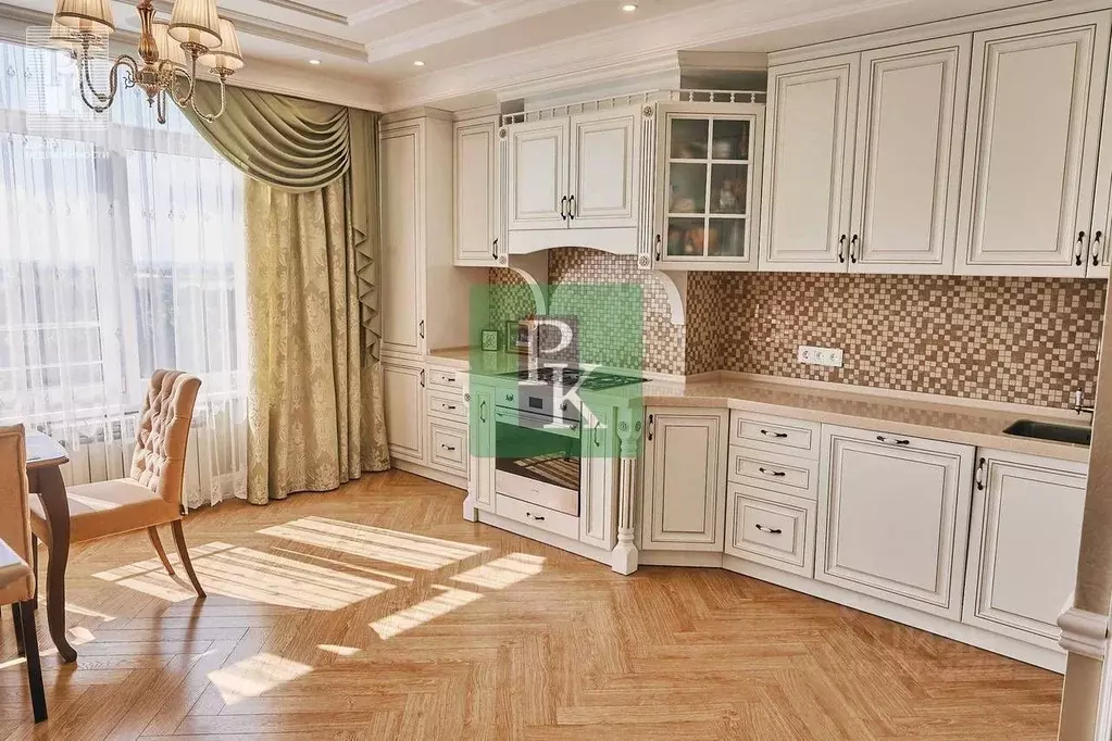 4-к кв. Севастополь ул. Парковая, 29А (134.0 м) - Фото 1