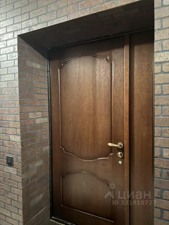 5-к кв. Омская область, Омск ул. Сергея Лазо, 21 (164.0 м) - Фото 1