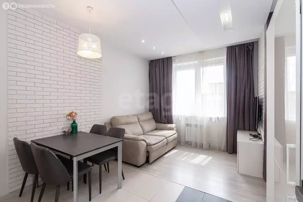 1-комнатная квартира: Новосибирск, улица Державина, 47 (40 м) - Фото 1