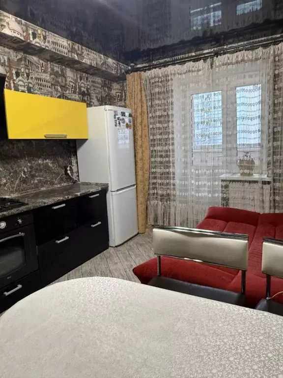 2-к кв. Брянская область, Брянск ул. Романа Брянского, 21 (70.0 м) - Фото 1