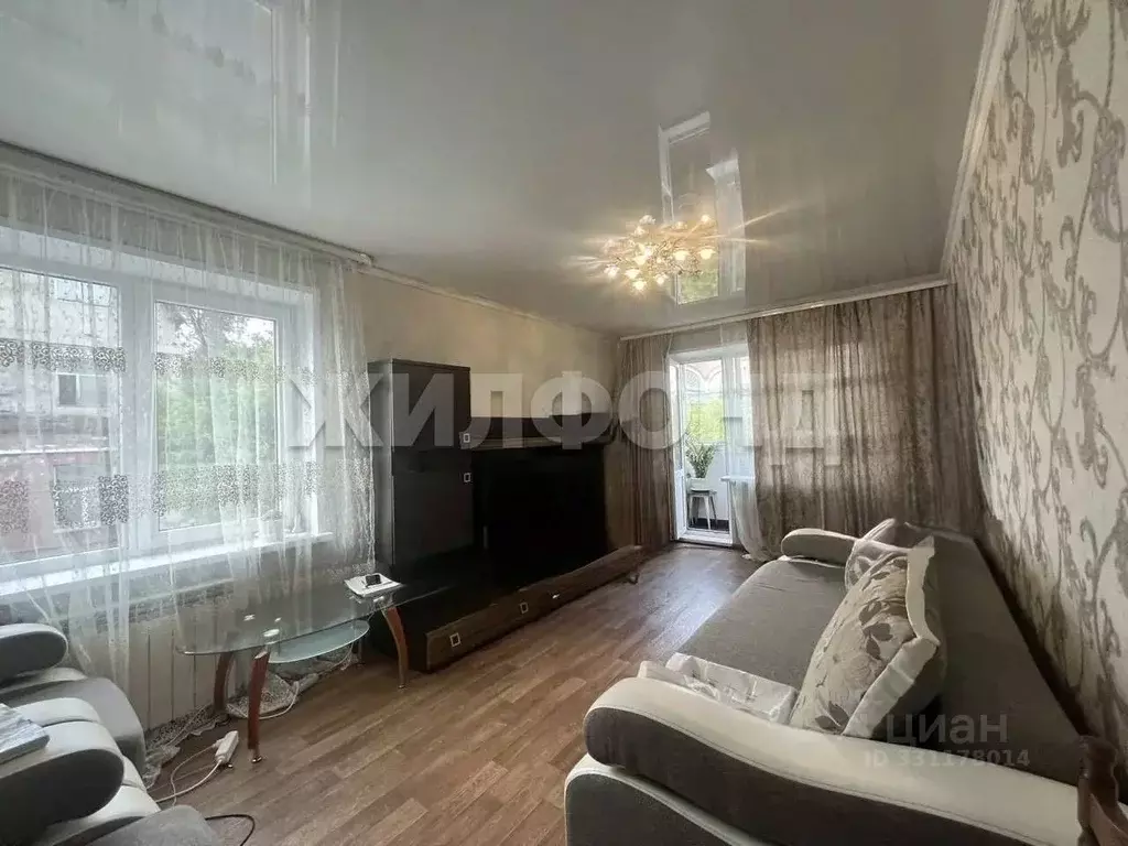 3-к кв. Хакасия, Абакан ул. Герцена, 2 (60.6 м) - Фото 1